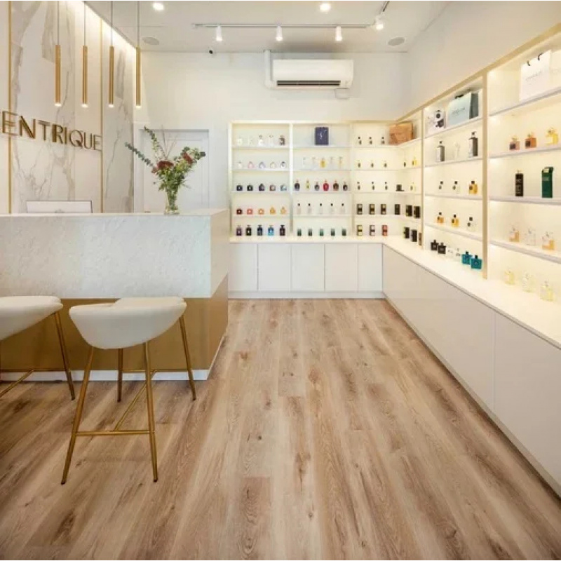 ร้านน้ำหอมหรูหราแบบดูไบ ออกแบบ - Interior Design Dubai บทวิจารณ์และราคา