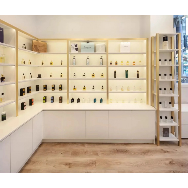 ร้านน้ำหอมหรูหราแบบดูไบ ออกแบบ - Interior Design Dubai บทวิจารณ์และราคา