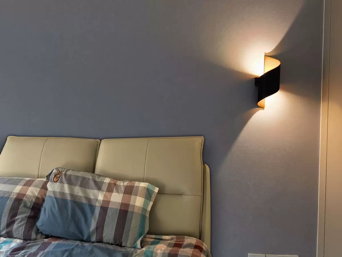 โคมไฟติดผนัง LED ดีไซน์เกลียว  - Interior Design Elements บทวิจารณ์และราคา